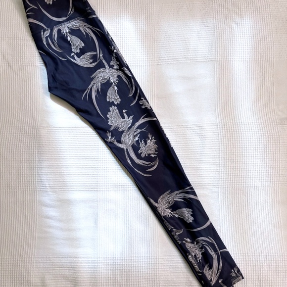 Noli Active Pheasant Pattern Leggings - Picture 2 of 7